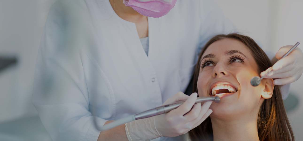 ¿Necesitas una limpieza dental? 8 razones para acudir a nosotros
